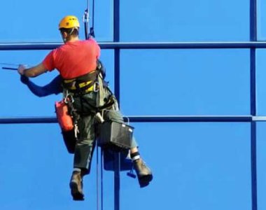 Industrial cleaning products manufatures and suppliers in uae